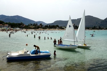 MONDELLO. Fotografe di Giulio Azzarello &copy;2023.