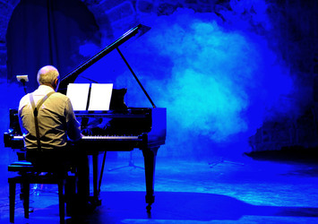 JAZZ spettacolo di Moschella Mulè. Fotografie di Giulio Azzarello ©2016. JAZZ spettacolo di Moschella Mulè. Fotografie di Giulio Azzarello ©2016.