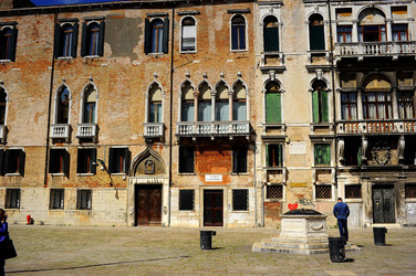 CENTRO STORICO DI VENEZIA fotografie di Giulio Azzarello ©2016. CENTRO STORICO DI VENEZIA fotografie di Giulio Azzarello ©2016.