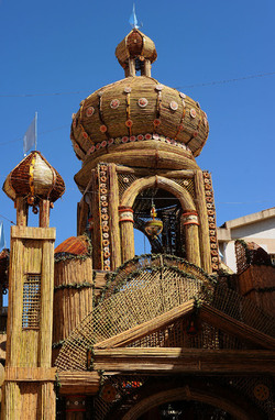GLI ARCHI DI PASQUA a San Biagio Platani in Sicilia. Fotografie di Giulio Azzarello &copy;2014.