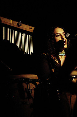 NOA artista musicista israeliana. Fotografie di Giulio Azzarello &copy;2014.
