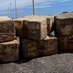 BALATONI. Fotografie di Giulio Azzarello &copy;2022.