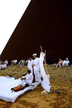 FIUMARA D ARTE fotografie di Giulio Azzarello ©2019. FIUMARA D ARTE fotografie di Giulio Azzarello ©2019.