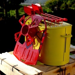 TOAST. Fotografie di Giulio Azzarello &copy;2025.