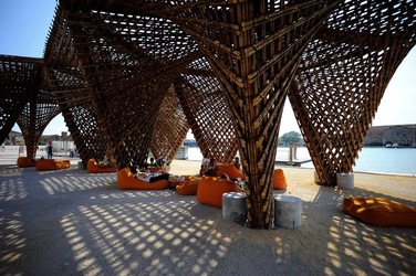 STRUTTURA di LEGNO BIENNALE di ARCHITETTURA di VENEZIA. Foto di G.Azzarello ©2018. STRUTTURA di LEGNO BIENNALE di ARCHITETTURA di VENEZIA. Foto di G.Azzarello ©2018.