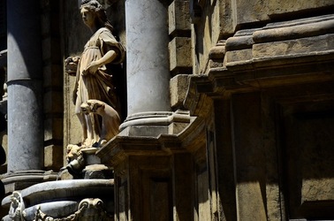 CENTRO STORICO di PALERMO fotografie di Giulio Azzarello &copy;2019.