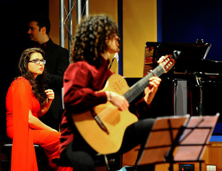 SPETTACOLO di Sara Favar&ograve; e della sua compagnia. Fotografie di Giulio Azzarello &copy;2015 2016.