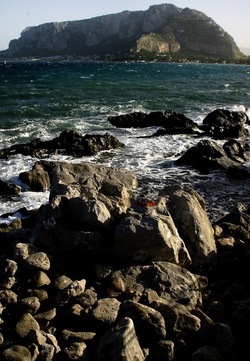 LUOGHI SICILIANI fotografie di Giulio Azzarello ©2020