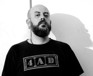 ALESSIO BOSCO artista musicista compositore. Fotografie di Giulio Azzarello &copy;2018.