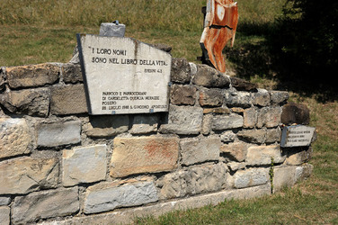 IL PARCO DELLA MEMORIA DI MONTESOLE Marzabotto . Fotografie di Giulio Azzarello &copy;2014.
