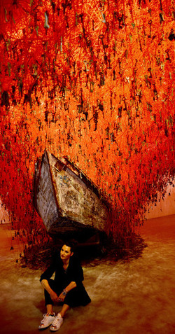 BIENNALE di VENEZIA padiglione giapponese. Foto di Giulio Azzarello &copy;2015 2016. Opera di Chiharu Shiota The KEY in the HAND .