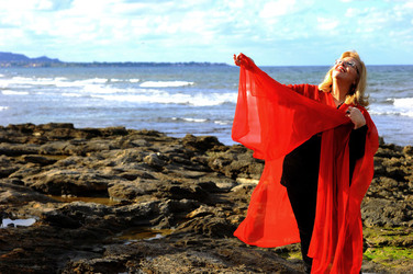 SARA FAVARO attrice e scrittrice italiana. Fotografie di Giulio Azzarello &copy;2015 2016.