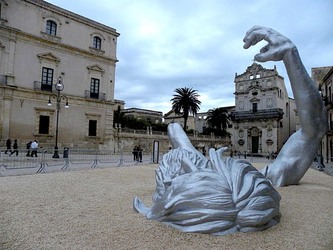 SIRACUSA arte a Ortiggia. Fotografie di Giulio Azzarello &copy;2014.