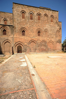 CHIESA E CHIOSTRO DELLA MAGIONE a Palermo panoramiche e particolari. Fotografie di Giulio Azzarello ©2014. CHIESA E CHIOSTRO DELLA MAGIONE a Palermo panoramiche e particolari. Fotografie di Giulio Azzarello ©2014.