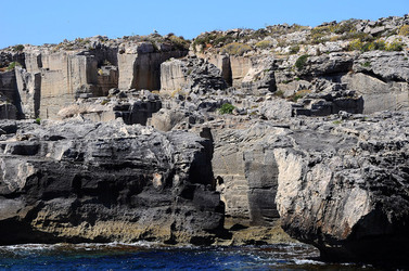 ISOLA DI FAVIGNANA in Sicilia. Visioni panoramiche o particolari. Fotografie di Giulio Azzarello ©2014. ISOLA DI FAVIGNANA in Sicilia. Visioni panoramiche o particolari. Fotografie di Giulio Azzarello ©2014.