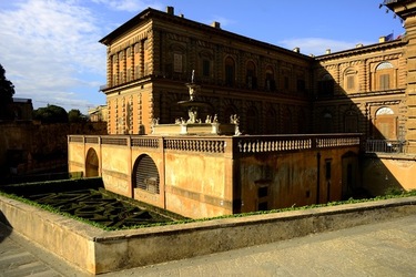 FIRENZE PALAZZO PITTI e GIARDINO DI BOBOLI. Fotografie di Giulio Azzarello &copy;2022.