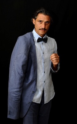 ROBERTO BONURA attore italiano siciliano. Fotografie di Giulio Azzarello ©2018. ROBERTO BONURA attore italiano siciliano. Fotografie di Giulio Azzarello ©2018.