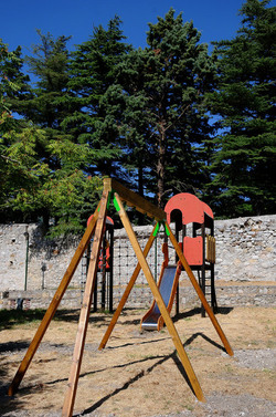 POLIZZI GENEROSA in Sicilia. Fotografie di Giulio Azzarello ©2014. POLIZZI GENEROSA in Sicilia. Fotografie di Giulio Azzarello ©2014.