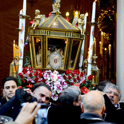 PROCESSIONI religiose per la Pasqua a Palermo. Fotografie di Giulio Azzarello ©2016. PROCESSIONI religiose per la Pasqua a Palermo. Fotografie di Giulio Azzarello ©2016.