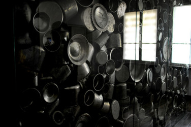 IL MUSEO SCHINDLER a Cracovia. Fotografie di Giulio Azzarello ©2016. IL MUSEO SCHINDLER a Cracovia. Fotografie di Giulio Azzarello ©2016.