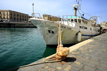 BARCHE da PESCA fotografie di Giulio Azzarello &copy;2019.