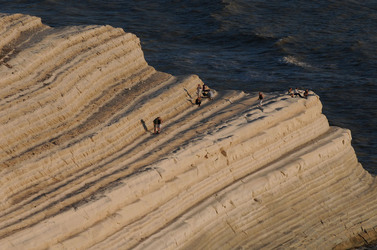 SCALA DEI TURCHI in Sicilia. Fotografie di Giulio Azzarello &copy;2014.