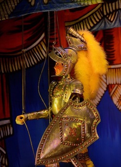 OPERA dei PUPI di Mimmo e Giacomo Cuticchio. Fotografia di Giulio Azzarello ©2020. OPERA dei PUPI di Mimmo e Giacomo Cuticchio. Fotografia di Giulio Azzarello ©2020.