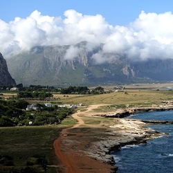 MACARI. Fotografie di Giulio Azzarello &copy;2023.