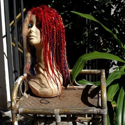 TRUCCO PARRUCCO. Fotografie di Giulio Azzarello ©2022. TRUCCO PARRUCCO. Fotografie di Giulio Azzarello ©2022.