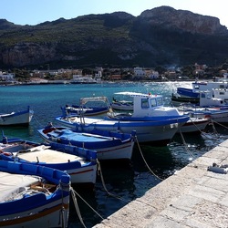 BARCHE. Fotografie di Giulio Azzarello ©2022.