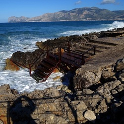 COSTA SICILIANA. Fotografie di Giulio Azzarello &copy;2022.