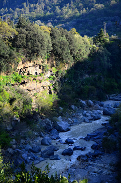 GOLE DELL ALCANTARA in Sicilia. Fotografie di Giulio Azzarello &copy;2016.