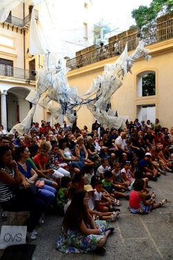 BRUNO LEONE Pulcinella. Fotografie di Giulio Azzarello ©2020. BRUNO LEONE Pulcinella. Fotografie di Giulio Azzarello ©2020.