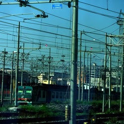 TRENO fotografie di Giulio Azzarello ©2020. TRENO fotografie di Giulio Azzarello ©2020.