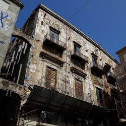PALERMO. Fotografie di Giulio Azzarello &copy;2022.