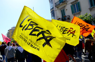 LIBERA giornata della memoria a Messina. 21 Marzo 2106. Fotografie di Giulio Azzarello ©. LIBERA giornata della memoria a Messina. 21 Marzo 2106. Fotografie di Giulio Azzarello ©.