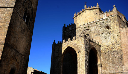 ERICE e il suo QUARTIERE SPAGNOLO.Fotografie di Giulio Azzarello &copy;2014.