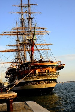 AMERIGO VESPUCCI fotografie di Giulio Azzarello ©2020. AMERIGO VESPUCCI fotografie di Giulio Azzarello ©2020.