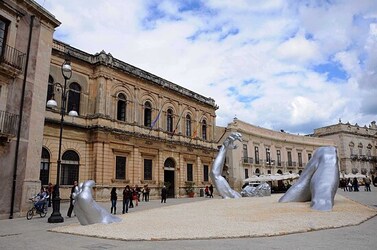 SIRACUSA arte a Ortiggia. Fotografie di Giulio Azzarello &copy;2014.