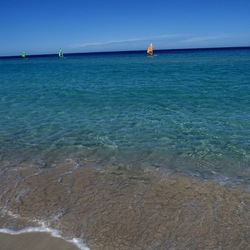 MONDELLO. Fotografie di Giulio Azzarello ©2024.