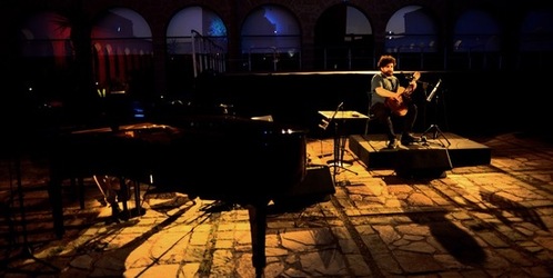 GIUSEPPE di BELLA artista musicista. Fotografie di Giulio Azzarello &copy;2020.