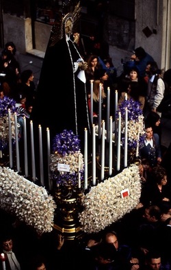 VUCCIRIA anni 90. Fotografie di Giulio Azzarello ©2022. VUCCIRIA anni 90. Fotografie di Giulio Azzarello ©2022.