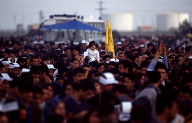NEWROZ marzo 2001. Curdistan turco. Fotografie di Giulio Azzarello ©2001 2022. NEWROZ marzo 2001. Curdistan turco. Fotografie di Giulio Azzarello ©2001 2022.