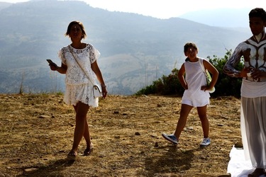 FIUMARA D ARTE fotografie di Giulio Azzarello ©2019. FIUMARA D ARTE fotografie di Giulio Azzarello ©2019.