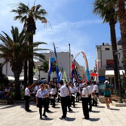 PARATA. Fotografie di Giulio Azzarello &copy;2023.