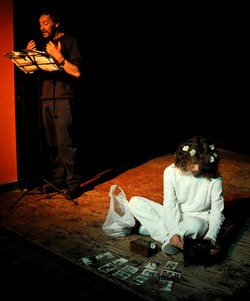 CLOCHARD uno spettacolo di e con Ludovico Caldarera. Fotografie di Giulio Azzarello &copy;2017.