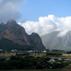 MACARI. Fotografie di Giulio Azzarello &copy;2023.