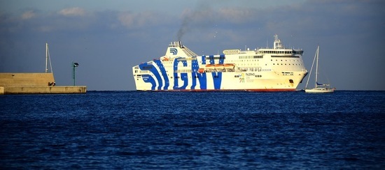 LA COSTA e il PORTO di PALERMO fotografie di Giulio Azzarello &copy;2018.