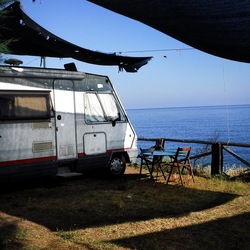 CAMPEGGIO fotografie di Giulio Azzarello ©2019. CAMPEGGIO fotografie di Giulio Azzarello ©2019.