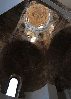 CASTELLO di Mare dolce a Palermo archeo sito arabo normanno panoramiche e particolari. Fotografie di Giulio Azzarello &copy;2014.